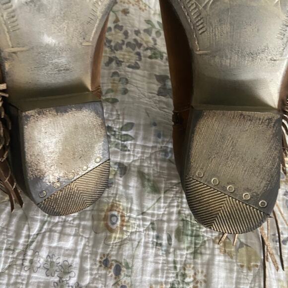 EUC Circle G Honey Leather Side Fringe Round Toe Zip Western Booties Women’s 11M - Picture 8 of 11